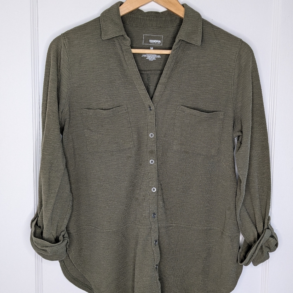 Medium Green 3/4" Length Button Sleeves V-Neck Button Down Casual Sonoma Pockets